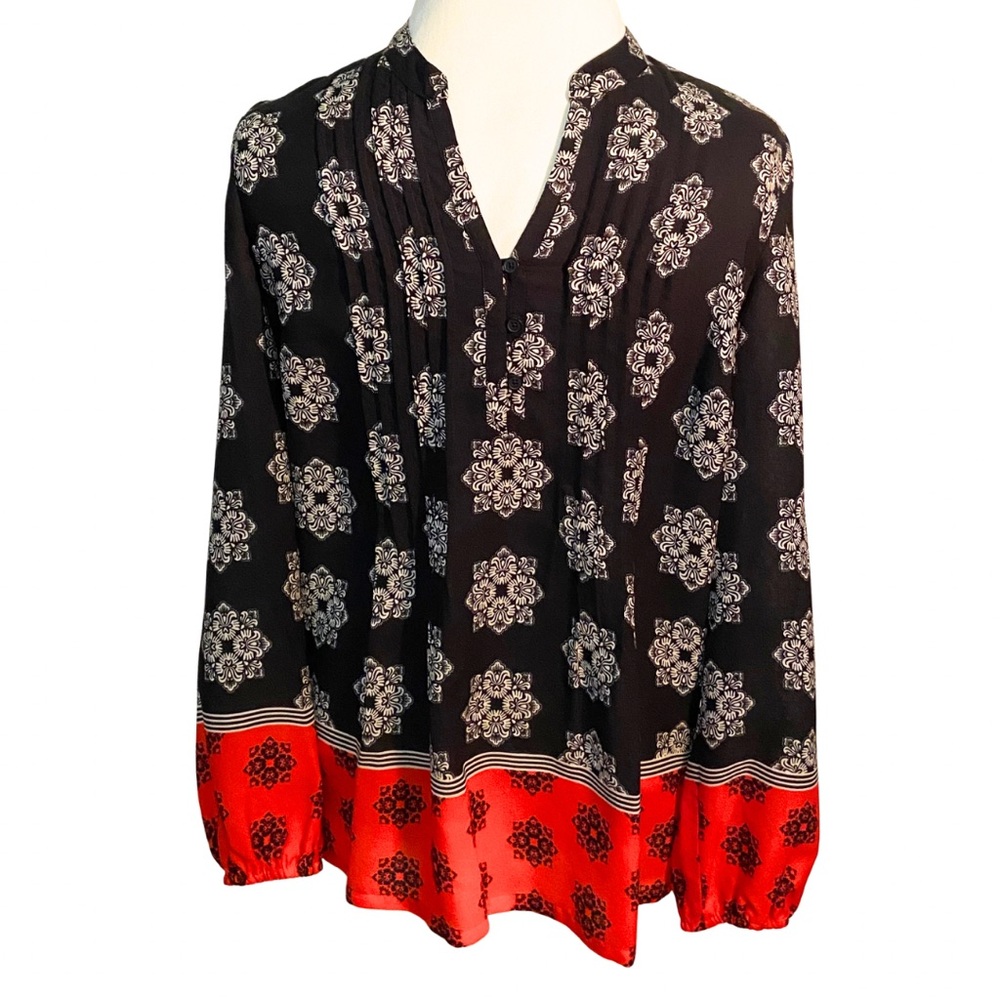 Jones New York Black and White Patterned Blouse with Red Accents